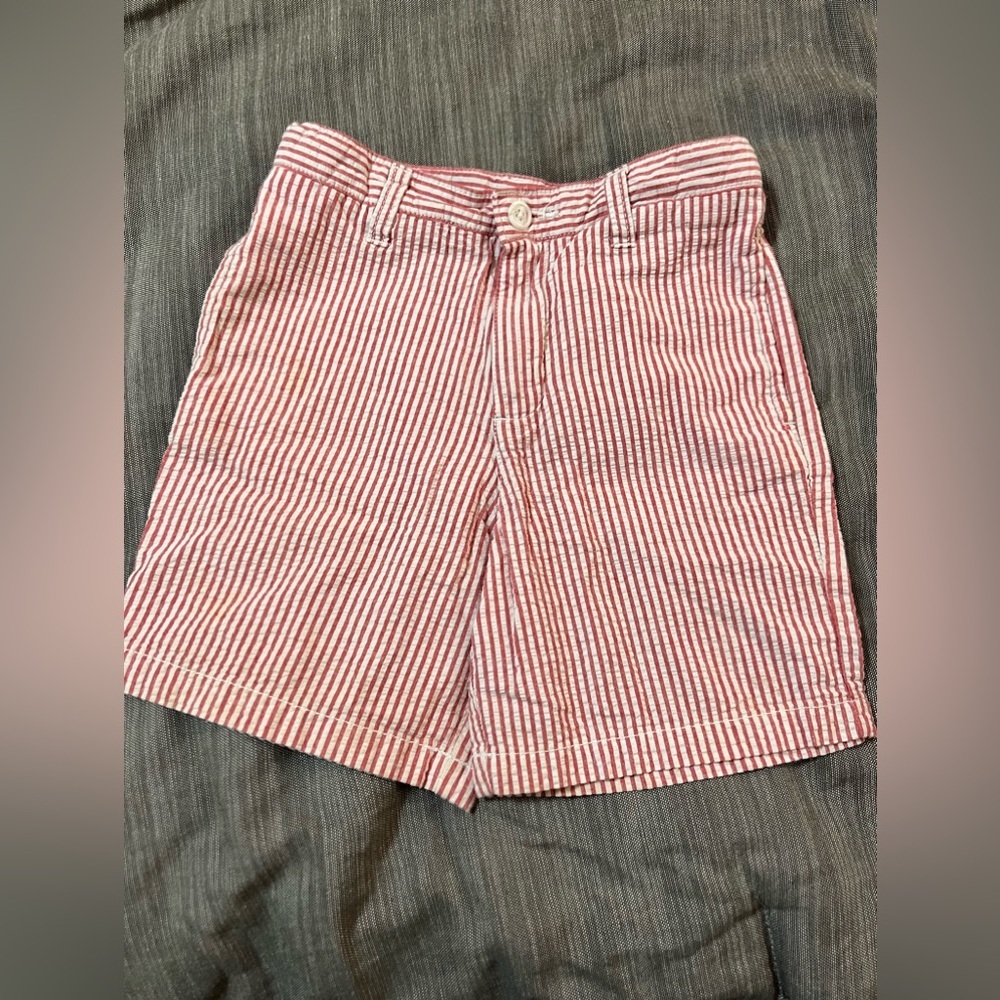 J Khaki. 5. Red and white